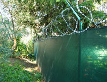 Montáž čtyřhranného pletiva a bezpečnostních prvků – Plzeň Montáž čtyřhranného pletiva a bezpečnostních prvků – Plzeň